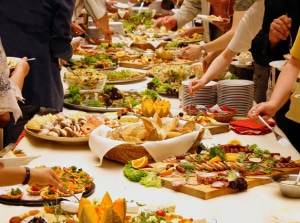 3 Tips to Have Enough Food at Your Event food tips